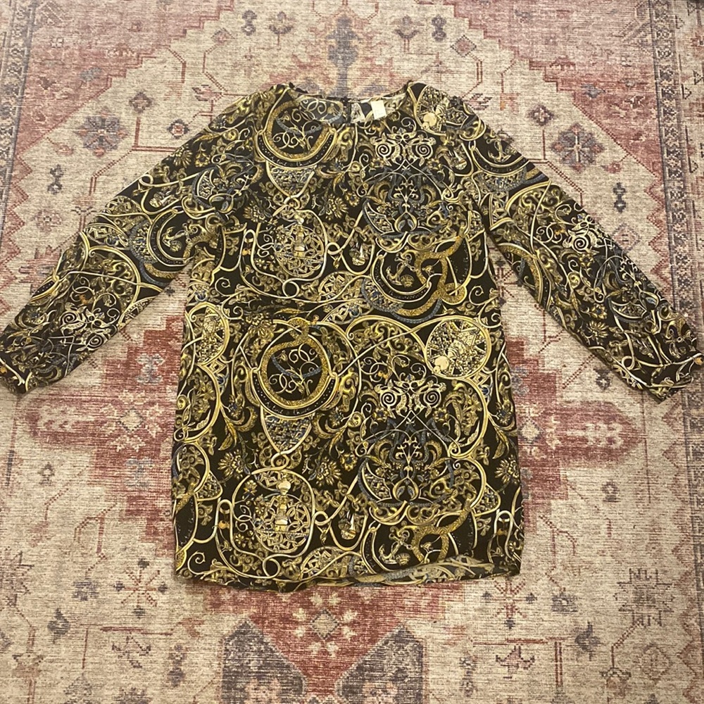 Selling a a US size 12 H&M shift dress